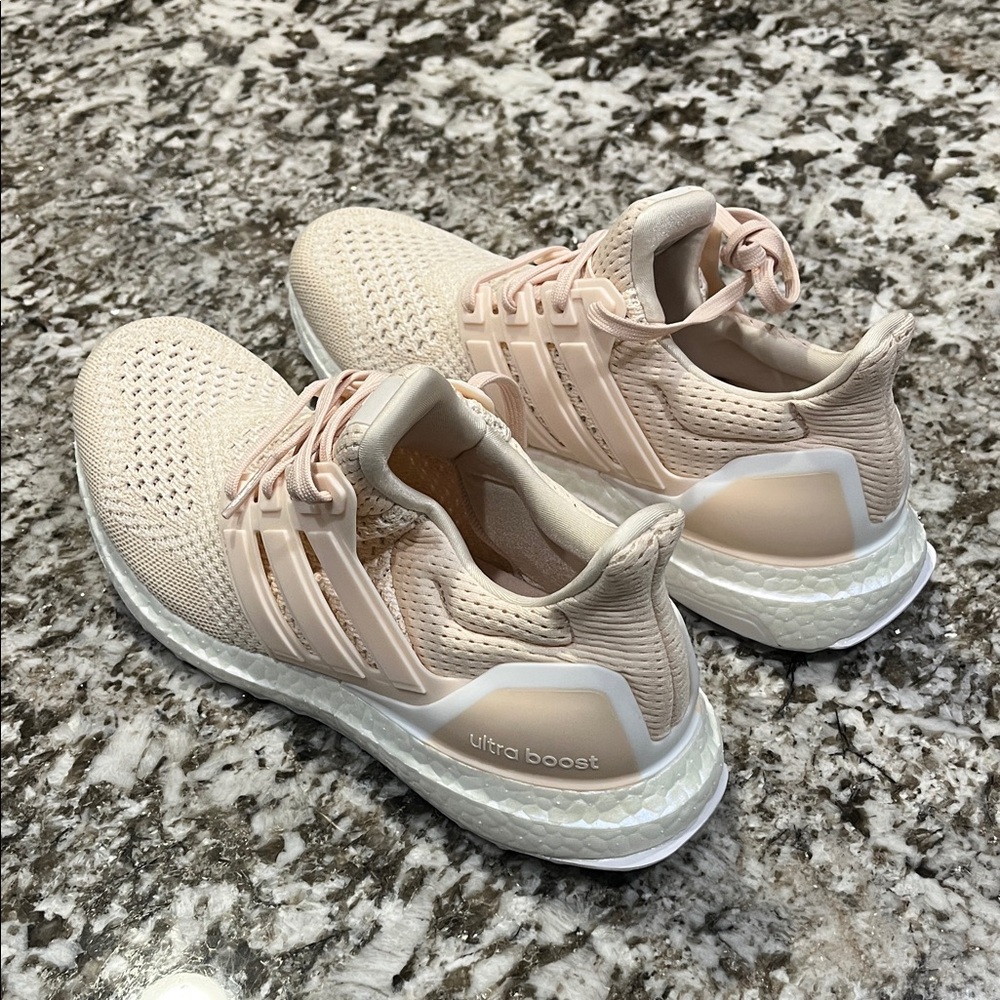 adidas UltraBoost 1.0 Women’s Light Pink - Picture 4 of 11